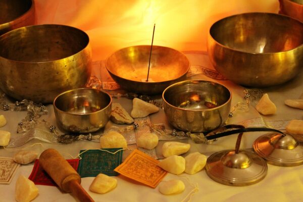 stage bols chantants yoga intégral mantras /  5 jours formation